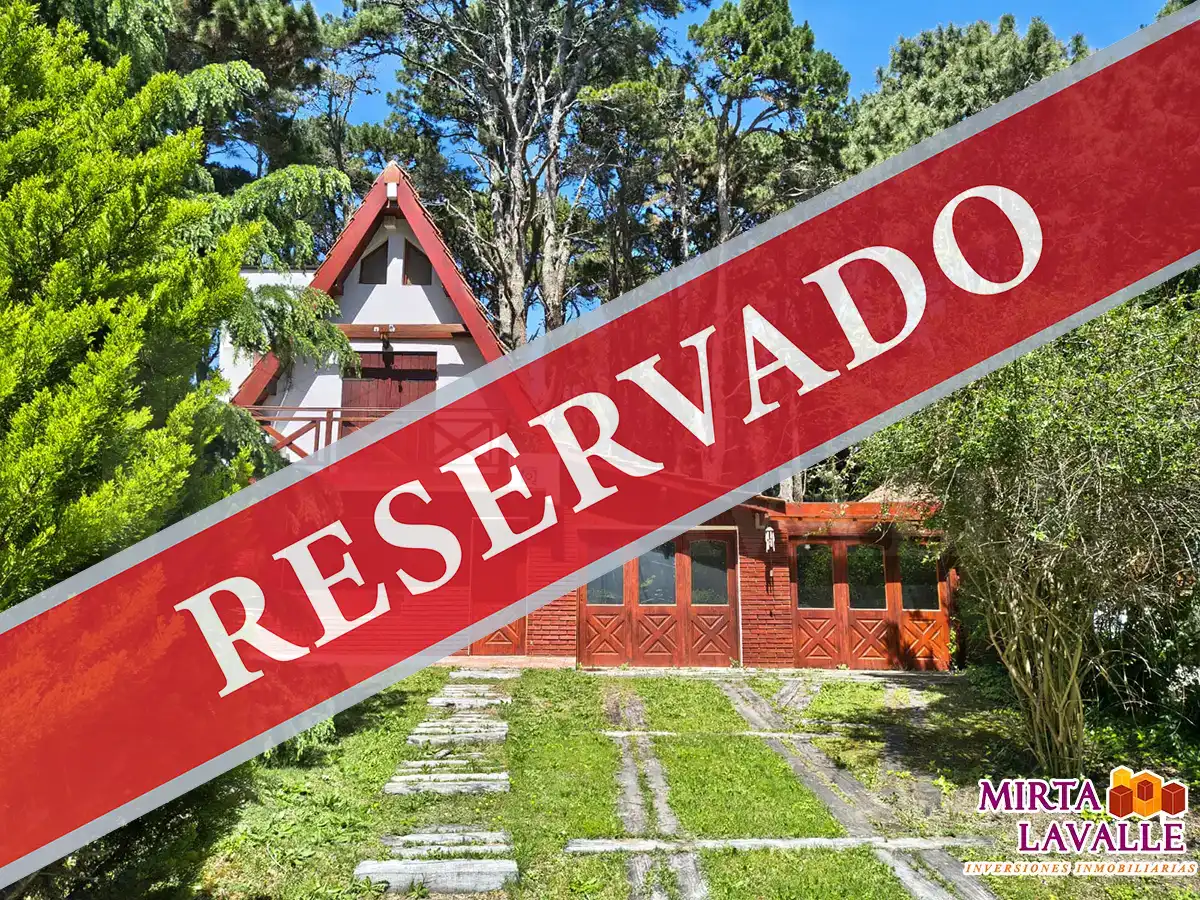cevc448 – Casa para remodelar – Ubicación Céntrica!!! – Margaritas e/ Violetas y Orquideas – Reservada!!!